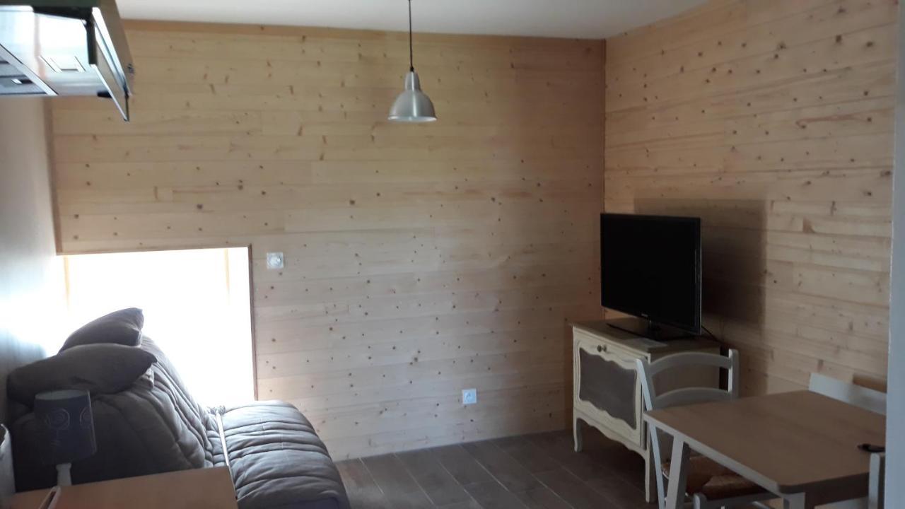 Agreable Gite En Pleine Nature Parmilieu Exteriér fotografie